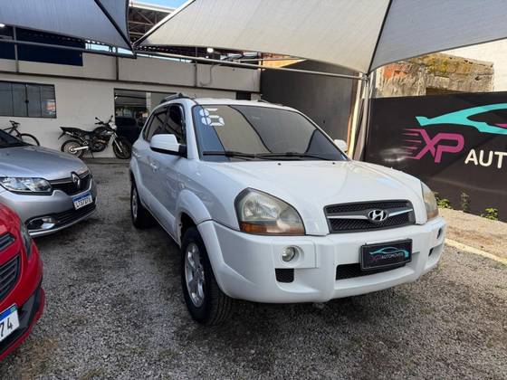 HYUNDAI TUCSON 2.0 MPFI GLS TOP 16V 143CV 2WD FLEX 4P AUTOMÁTICO HYUNDAI TUCSON 2.0 MPFI GLS TOP 16V 143CV 2WD FLEX 4P AUTOMÁTICO